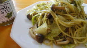 バジルペーストでパスタ