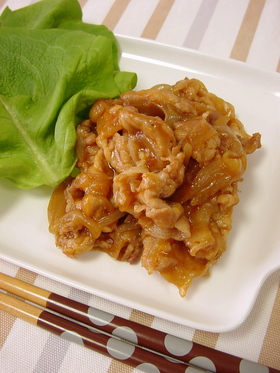 豚肉と玉ねぎのケチャップ炒め。