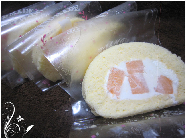 職場へ差し入れのロールケーキ お食事処 すばる クックパッドブログ