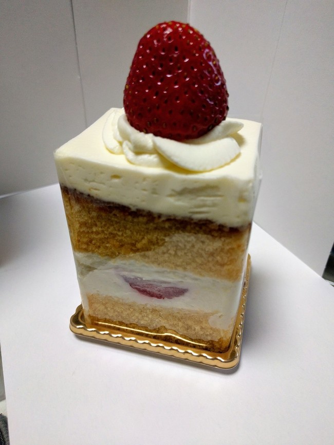 感激 カステラショートケーキ ゆきゆきのごはん日記 クックパッドブログ