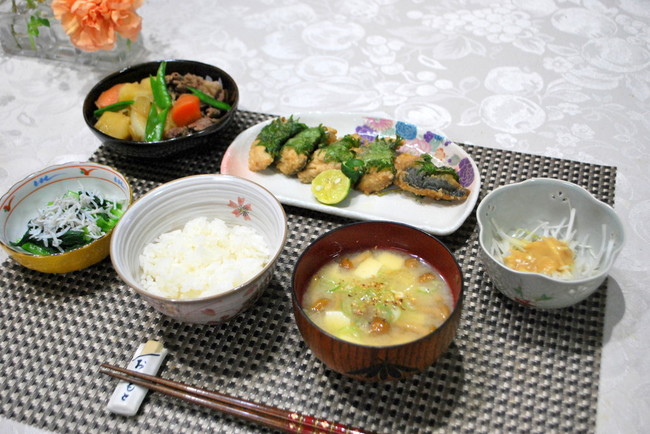 和食の定番 肉じゃがで晩御飯 Mielleの おうちご飯 クックパッドブログ