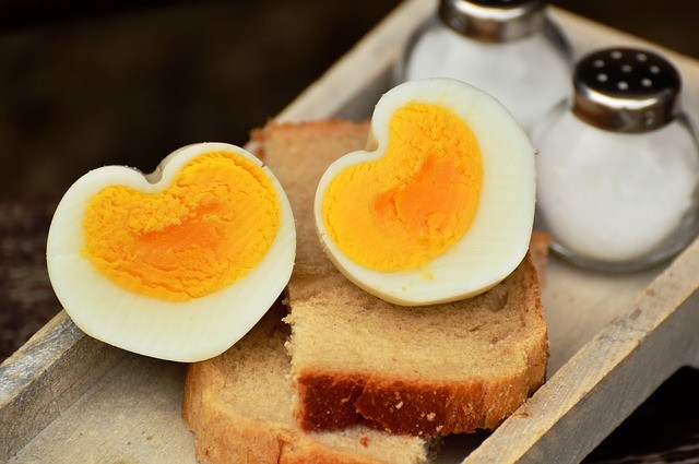 朝食に卵を食べると睡眠の質が良くなるってホント アロハボートが贈る 恋するお料理ブログ クックパッドブログ