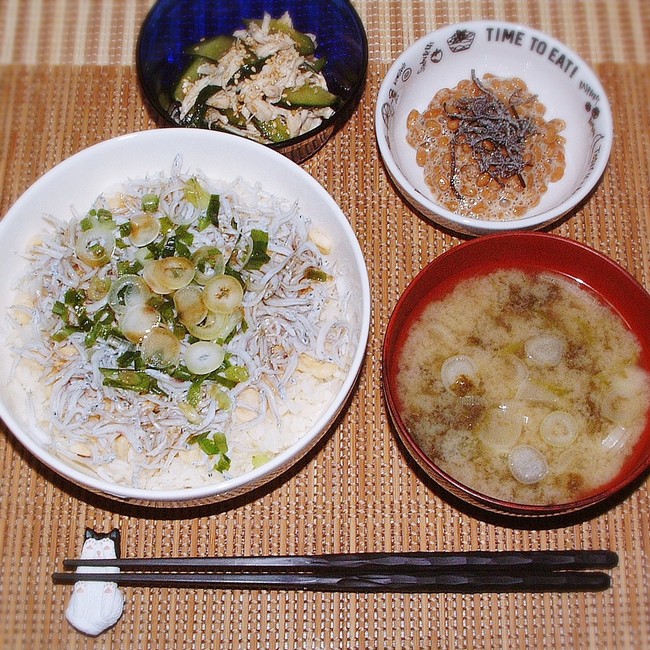 献立 極旨シラス丼と焼海苔の味噌汁ｾｯﾄ 人生を愛せ 愛する人生を生きろ クックパッドブログ