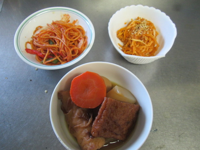 おでんと２種の副菜 かきいちの今日の昼ご飯 クックパッドブログ