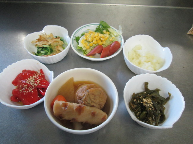 おでんと５種の副菜 かきいちの今日の昼ご飯 クックパッドブログ