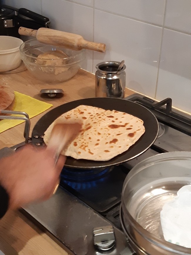 インド料理ロティをご馳走になる ヴィーガン生活を楽しむ日々 クックパッドブログ インド料理ロティをご馳走になる ヴィーガン生活を楽しむ日々 クックパッドブログ