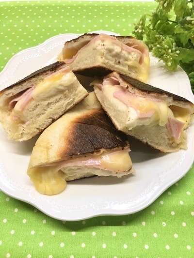 チーズとハムのナン風 夕飯 Shokenママのごはん日記 クックパッドブログ