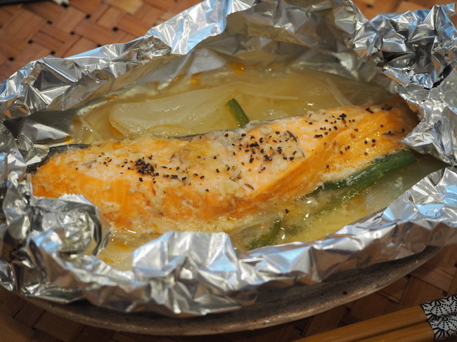 誰でも作れるおしゃれ料理 味噌鮭のホイル焼き Miso Cooking Eating Byますやみそ公式 クックパッドブログ 誰でも作れるおしゃれ料理 味噌鮭のホイル焼き Miso Cooking Eating Byますやみそ公式 クックパッドブログ