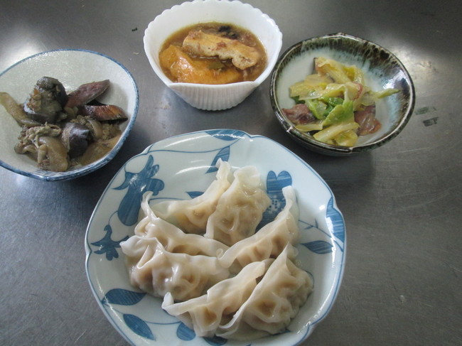 焼き餃子と3種の副菜 かきいちの今日の昼ご飯 クックパッドブログ