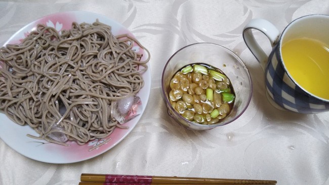 夜はそばとトマトリゾット 昼ご飯サバ弁当 朝ご飯バナナはちみつヨーグルトです あとハムエッグも Leytanブログ クックパッドブログ