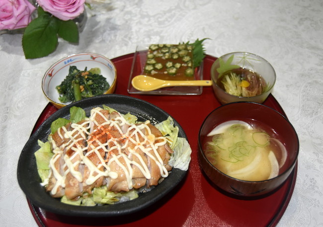 毎日の献立 丼 飯物 鶏照り焼き丼 Mielleの おうちご飯 クックパッドブログ 毎日の献立 丼 飯物 鶏照り焼き丼 Mielleの おうちご飯 クックパッドブログ