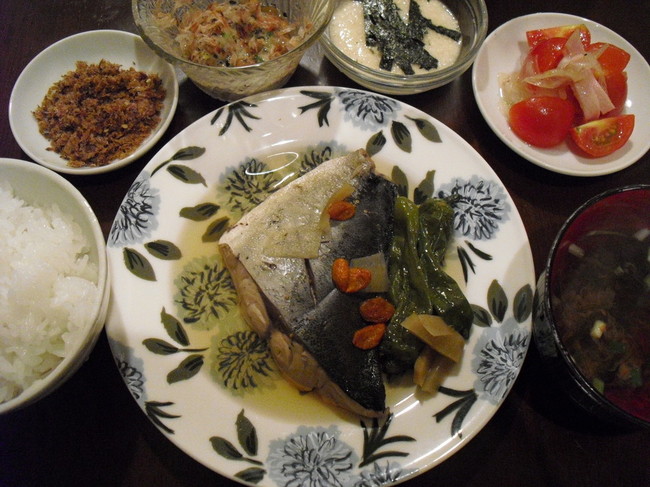 ツバスの煮つけ 納豆 とろろ他 常々ごはん日記 クックパッドブログ