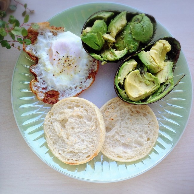 アボカドが腐る一歩手前でっ つくる たべる ティアラマミィの食日記 クックパッドブログ