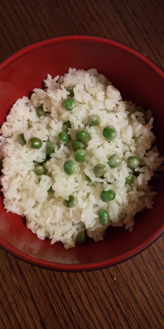 私の大好きなグリンピースご飯とほうれん草とベーコンのバター炒め チビももちゃん のjkブログ クックパッドブログ