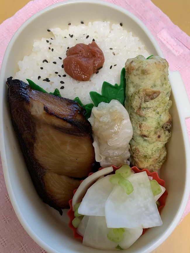 鰤の漬け焼き弁当 ピンクのたまごのお弁当日記 クックパッドブログ