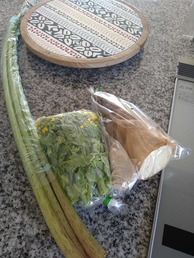 タケノコのちらし寿司とふきの煮物 ウマウマ亭 のお家ご飯 クックパッドブログ