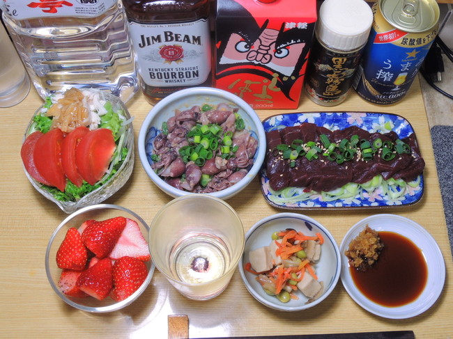 昨日の晩酌 鯨のお刺身 ホタルイカの酢味噌和え 昨日の晩酌日記 By青麺記 クックパッドブログ