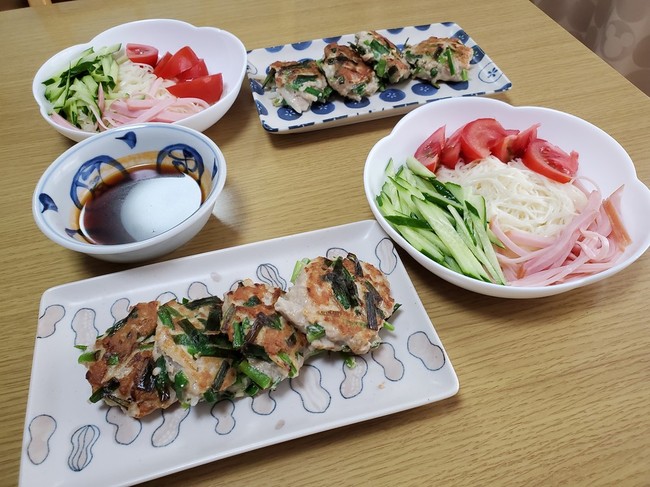 そうめん 豚にらもやしだんご ねこのおかあさん のごはん日記 クックパッドブログ