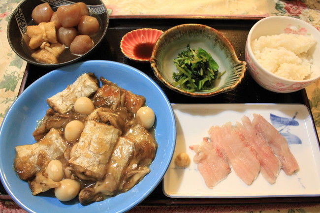 主人が釣ってきた太刀魚の刺身と八宝菜風 真夜中のキッチン クックパッドブログ