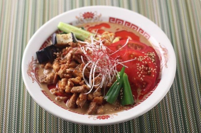 夏野菜の冷やし担担麺 バーミヤンの期間限定メニュー クッキングsパパのキッチン クックパッドブログ