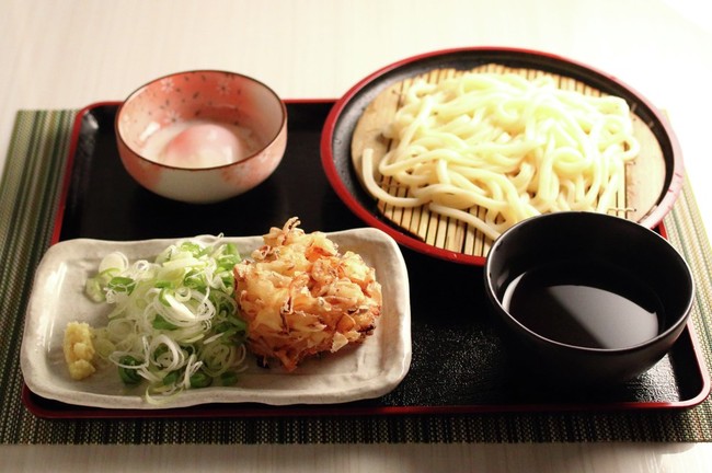 野菜かき揚げざるうどん 丸亀製麺の人気メニュー クッキングsパパのキッチン クックパッドブログ