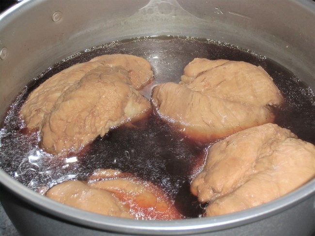 鶏胸肉で作ったチャーシューの試作