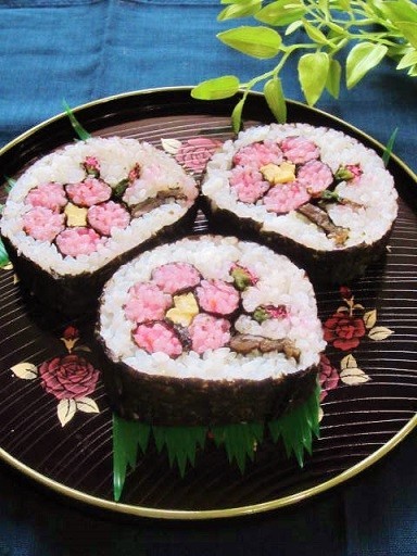 梅の花の飾り巻き寿司 Shokenママのごはん日記 クックパッドブログ