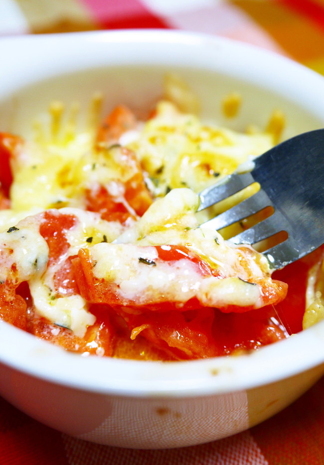 簡単にイタリアン 完熟トマトのチーズ焼き つくれぽ100人 感謝です ほっこり まったり のんびりと クックパッドブログ