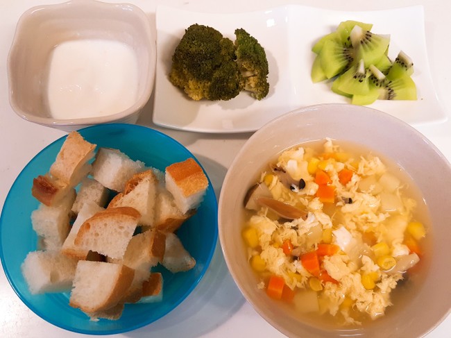 今日のごはん 幼児食 1歳7ヶ月 がてぃ のぴよぴよキッチン日記 クックパッドブログ