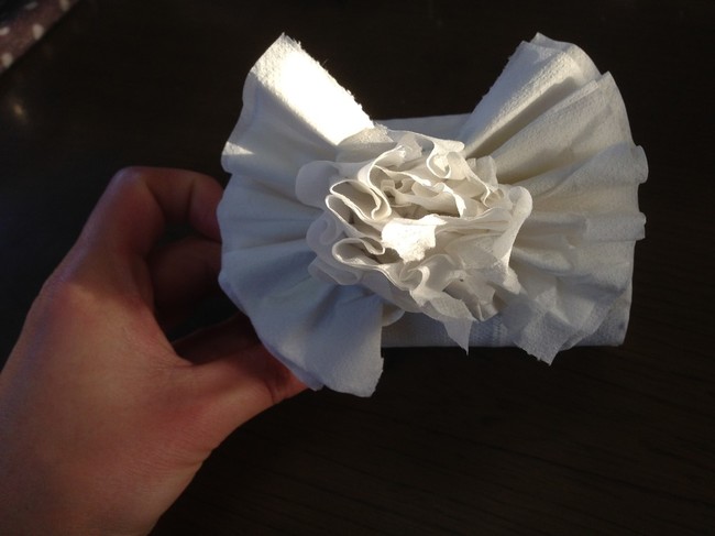 トイレットペーパーアート Happy Go Lucky クックパッドブログ