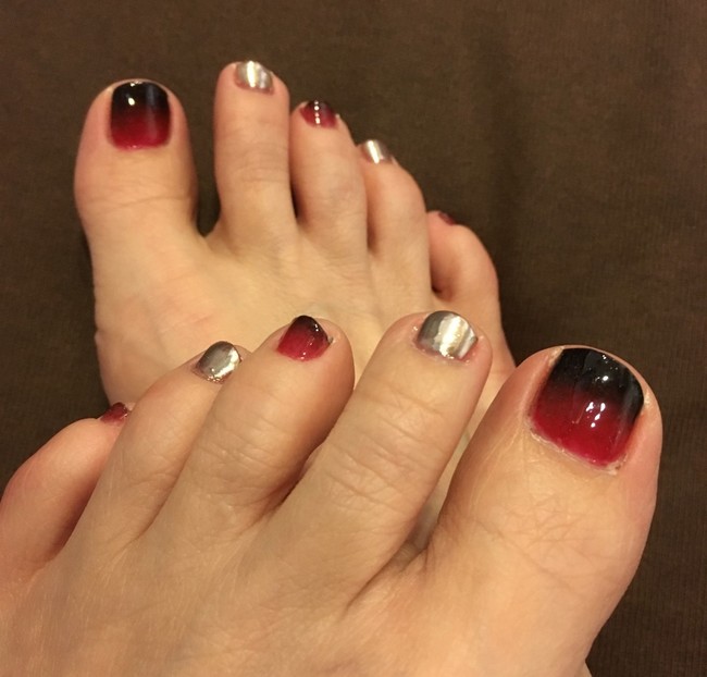 オリジナル 赤黒 グラデーション ネイル 最高のネイル画像