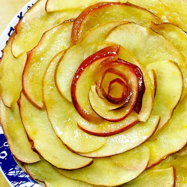 りんごの薔薇ケーキ 華凛クック の食べるの大好き日記 クックパッドブログ