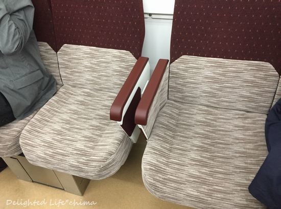 ロングシートからクロスシートへ変換できる 京王電鉄5000系 Delighted Life クックパッドブログ ロングシートからクロスシートへ変換できる 京王電鉄5000系 Delighted Life クックパッドブログ