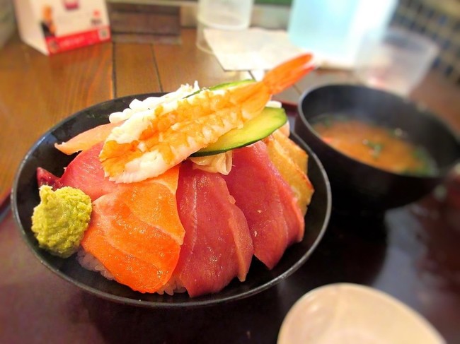旨い海鮮丼 海浜幕張 オッサンの絵日記 クックパッドブログ 旨い海鮮丼 海浜幕張 オッサンの絵日記 クックパッドブログ