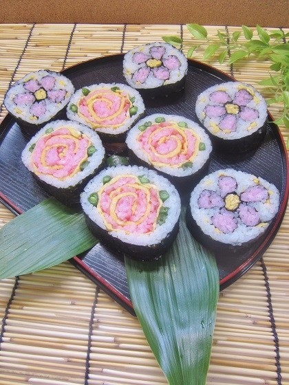 バラの飾り巻き寿司 Shokenママのごはん日記 クックパッドブログ