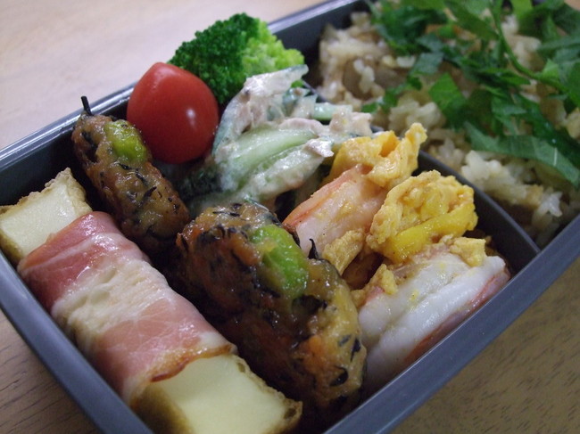 ひじきと枝豆のつくね弁当 Fun Dining 笑顔あふれる食卓に クックパッドブログ