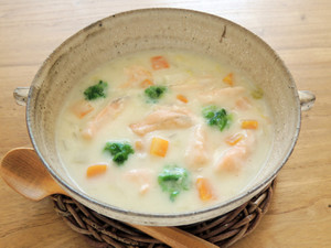 1e4e415929becff644bdf2d99a6b4ae5