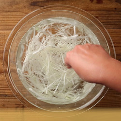 クックパッドニュース ワンランクアップ お店みたいな 美しい白髪ねぎ を作るコツ 毎日新聞