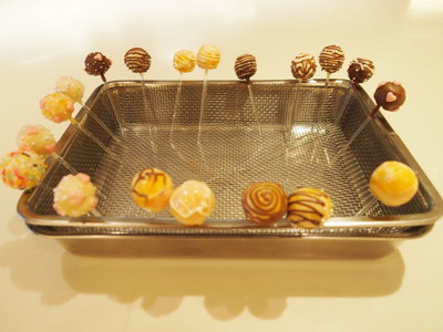 Non Style井上さんにグランプリレシピ チーズケーキポップ を渡したよ クックパッドニュース