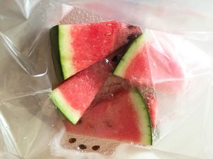 食べるとしゅわしゅわする フルーツの炭酸漬け を作ってみよう クックパッド 簡単おいしいみんなのレシピが377万品