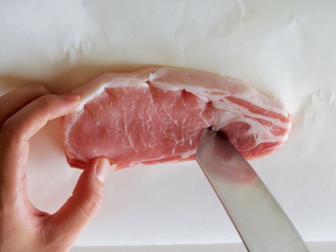 豚肉の筋切りの仕方 クックパッド料理の基本