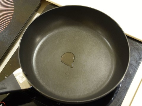 サラダ油 大さじ 1 何 グラム マヨネーズ大さじと重さ変換表 ケチャップ ソース みりん オイル はちみつ 調味料の大さじ1は何グラム