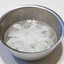 野菜を水にさらす時間 クックパッド料理の基本