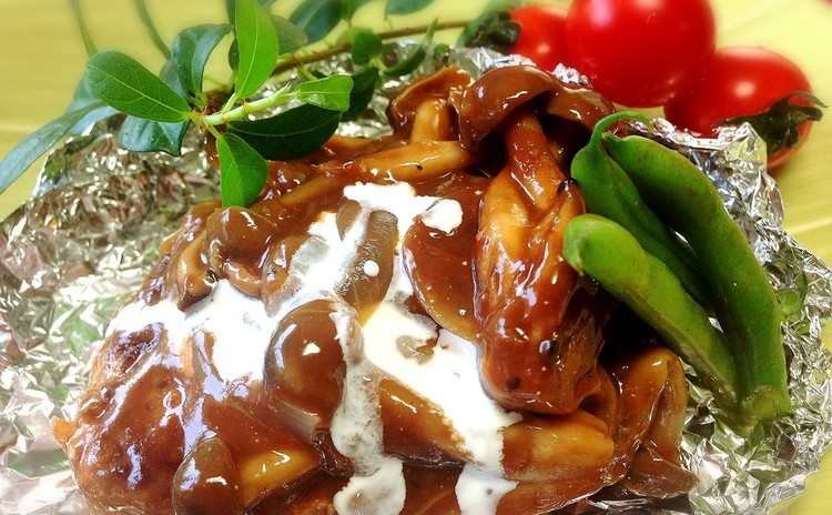 マヨネーズで作っちゃう❤肉汁たっぷり秋のきのこハンバーグ&海老ピラフ♫