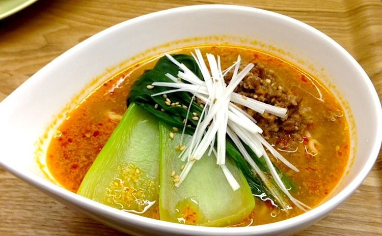 お手軽中華「肉まん&担々麺&マーラーカオ」