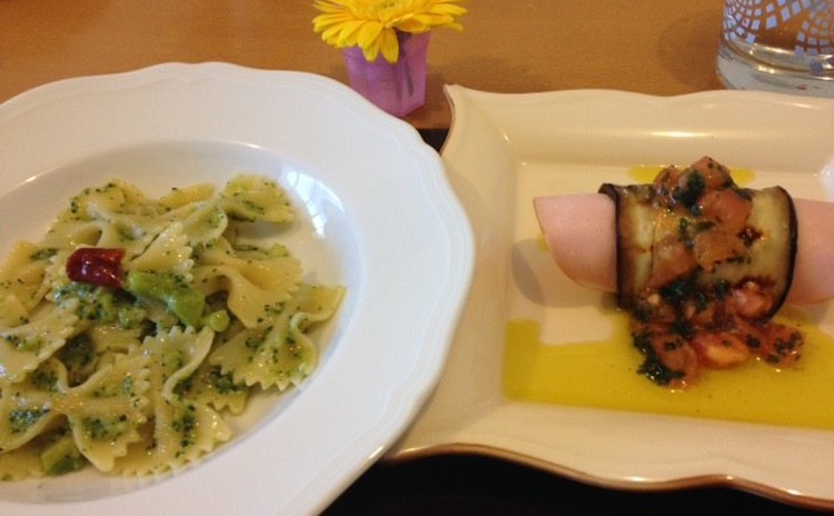 野菜たっぷりナスとトマトの前菜&ブロッコリーパスタでヘルシーイタリアン