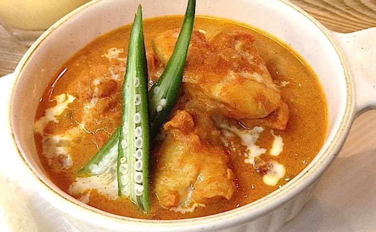 夏こそカレー!(日替わりプチスイーツ付き)
