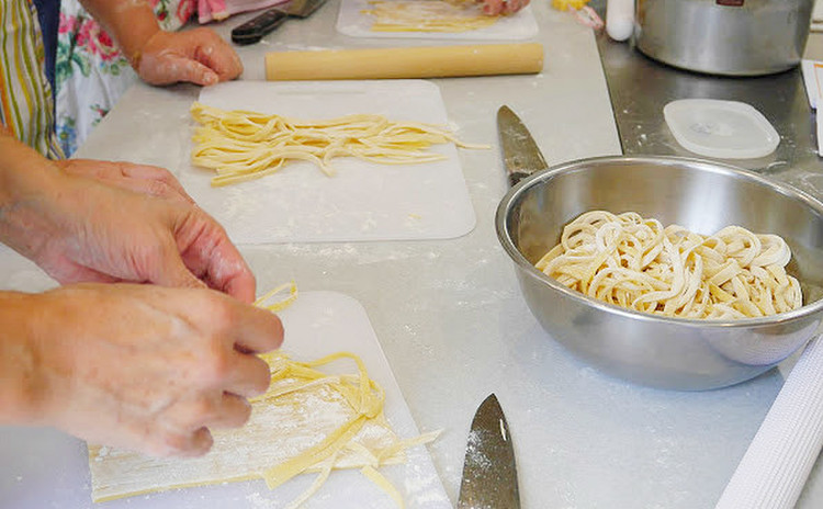 美容食クッキング*そば粉入り手打ち生パスタ&美を磨く究極のイタリア料理