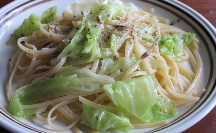 春キャベツでアンチョビキャベツのパスタ