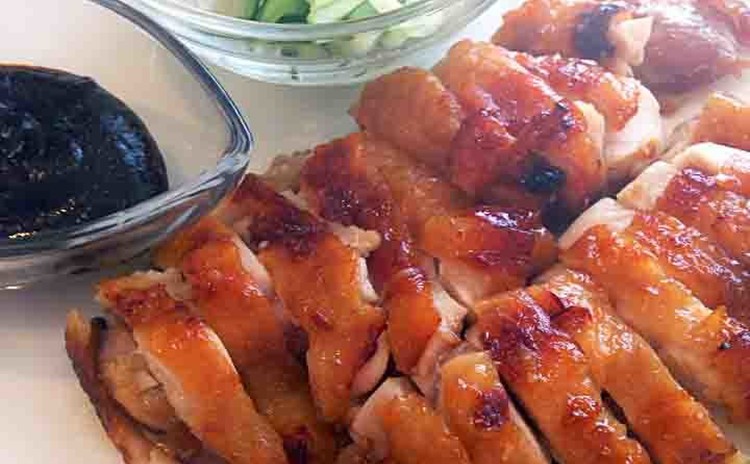 蒸し餃子、鶏肉オーブン焼き、ココナッツ団子、カスタード冷たい月餅、春餅
